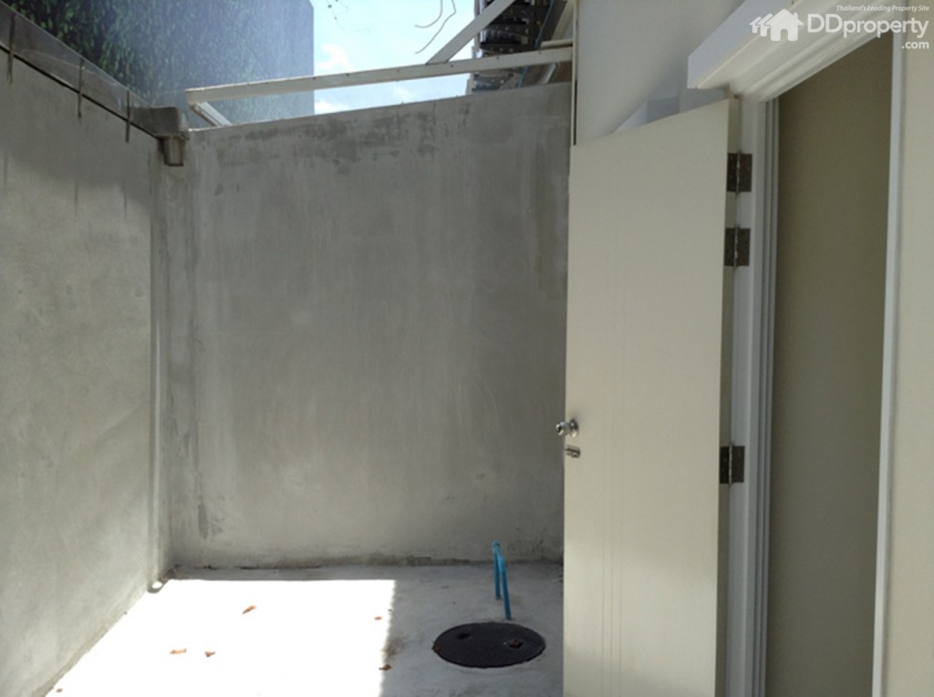 Golden Town Rattanathibet â Bangplup42-039